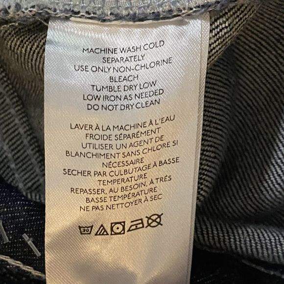 Urban Outfitters BDG Low Rise Flare Jeans Women’s‎ Size 26 Dark Wash Print - Picture 5 of 11